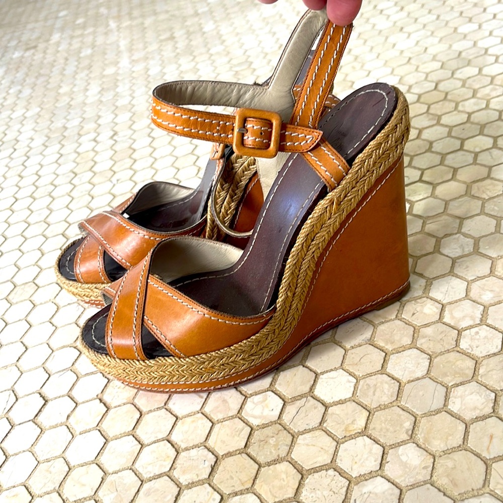 CHRISTIAN LOUBOUTIN
Leather Espadrilles wedge sandals, 39 EU